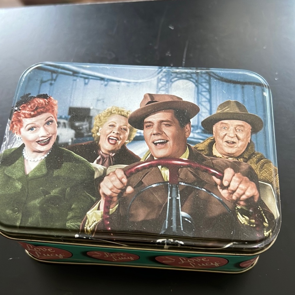 I love Lucy tin
